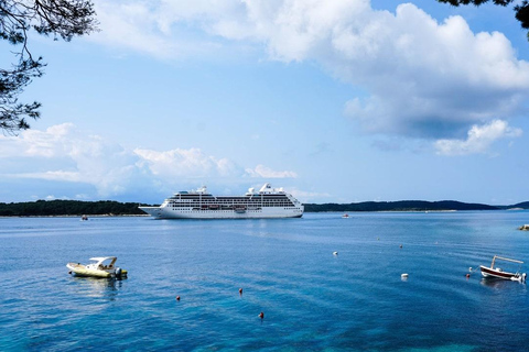 Split: Fährtickets zwischen Split und Hvar1-Wege-Fährticket von Split nach Hvar