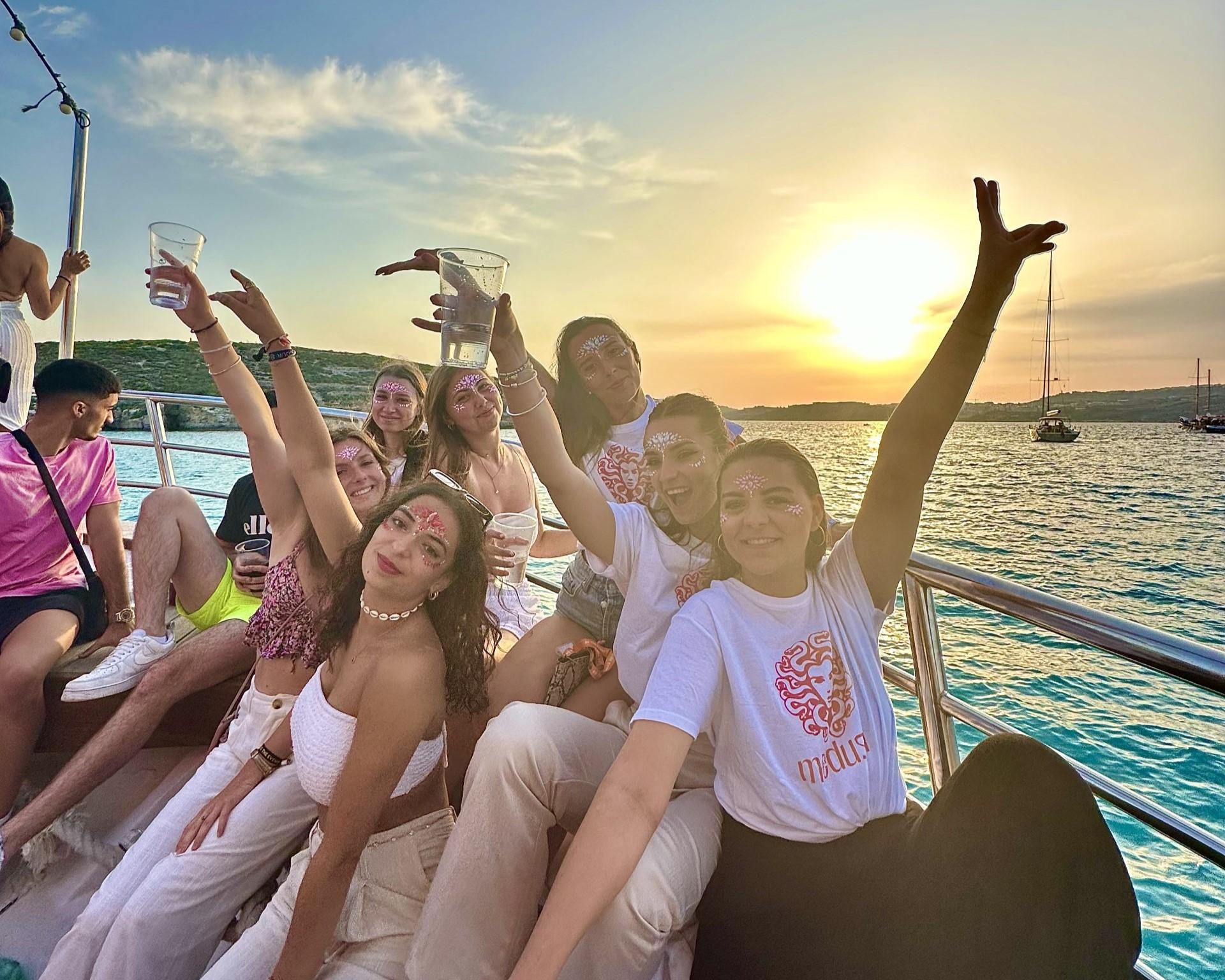 Malta: Bootsparty zur Blauen Lagune und nach Comino mit offener Bar