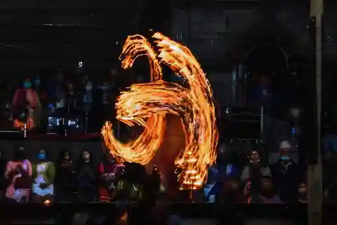 Kathmandu: Pashupatinath Aarati & Cremation Evening Tour