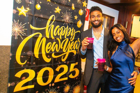 Budapest: New Year Boat Party Cruises with Unlimited DrinksSip &amp; Sail New Year&#039;s Day Premium Package