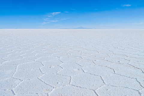 Uyuni: 2-Day Salt Flats Tour with Campervan & Meals