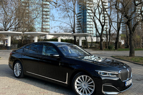 Bucharest: Private City Tour by BMW 7 Series
