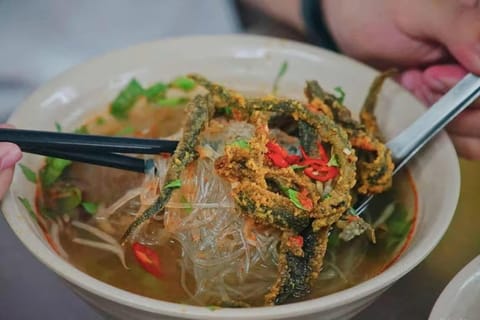 Hanoi: Taste Michelin-Listed Street Food Like a Local - Image 2
