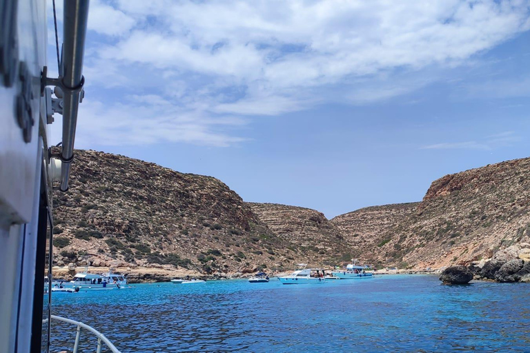 Lampedusa: Luna Celeste Boat Tour with Lunch