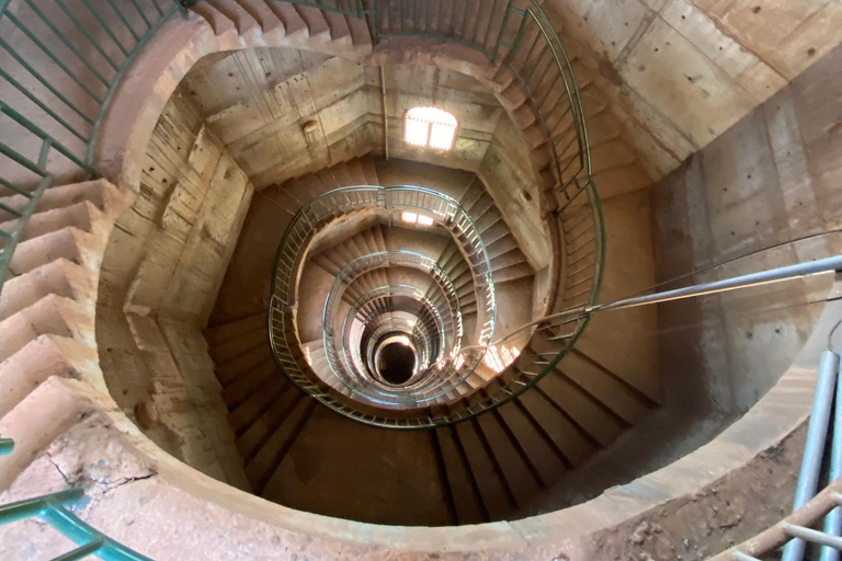 Kampala's Faith, Knowledge & Royalty: A Day Tour with Pickup