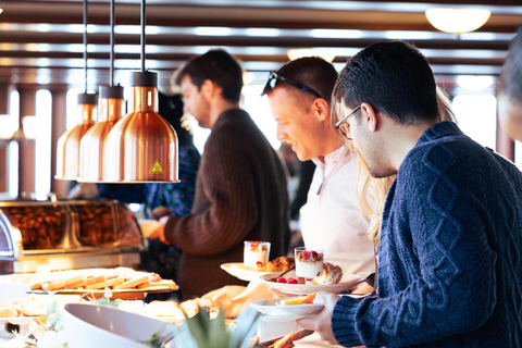 Crociera nel fine settimana nel centro di Boston Harbor con brunchCrociera brunch del fine settimana a bordo della classica &quot;aurora boreale&quot;