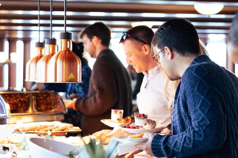 Crociera nel fine settimana nel centro di Boston Harbor con brunchCrociera brunch del fine settimana a bordo della classica &quot;aurora boreale&quot;