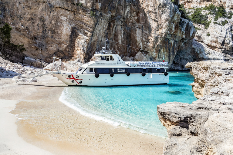 From Cala Gonone: Gulf of Orosei Cruise to Cala Goloritzè Boat cruise without Cave