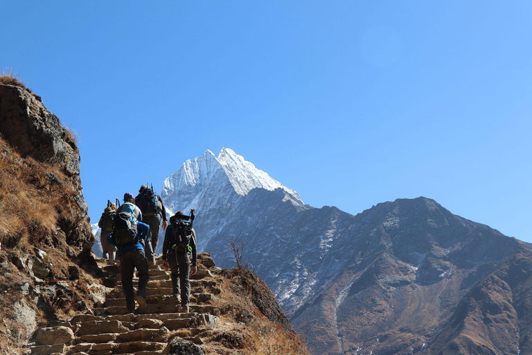 From Lukla: 9 Day Gokyo Lakes Trek