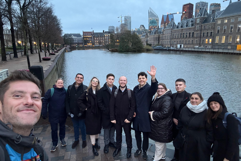 The Hague: Mystery Figures Walking Tour