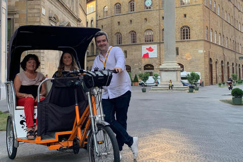 Florence: Guided City Tour by Rickshaw 1-Hour Tour