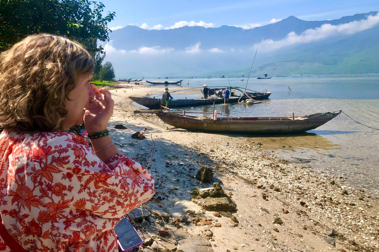 De Hue a Hoi An en Coche Privado por el Paso de Hai Van, Puente Dorado