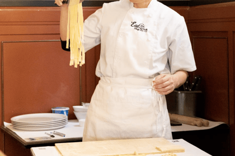 Roma: clase de cocina 3 en 1 de fettuccine, ravioli y tiramisú