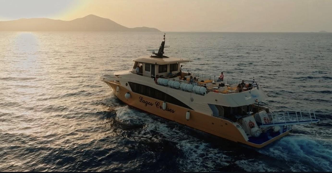 Thasos: Sonnenuntergangsfahrt mit Softdrinks und Schwimmstopps