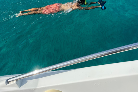 Crucero privado de lujo con almuerzo casero a bordo