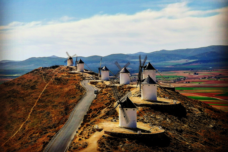 Toledo: Wijnproeverij in Toledo &amp; La Mancha - Molens en lunch inbegrepen.Wijnproeverij in Toledo &amp; La Mancha: molens en lunch inbegrepen.