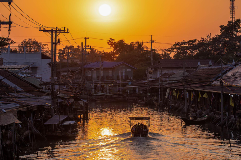 Desde Bangkok: Amphawa Floating Markets y Firefly Boat TourTour en grupo pequeño con recogida en el hotel