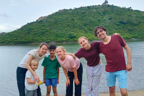 Udaipur: Countryside E-Bike Tour with Refreshments