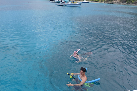 St Thomas: Jeep Tour & Sailing Snorkel Cruise Combo St Thomas: Jeep Tour & Sailing Snorkel Cruise Combo