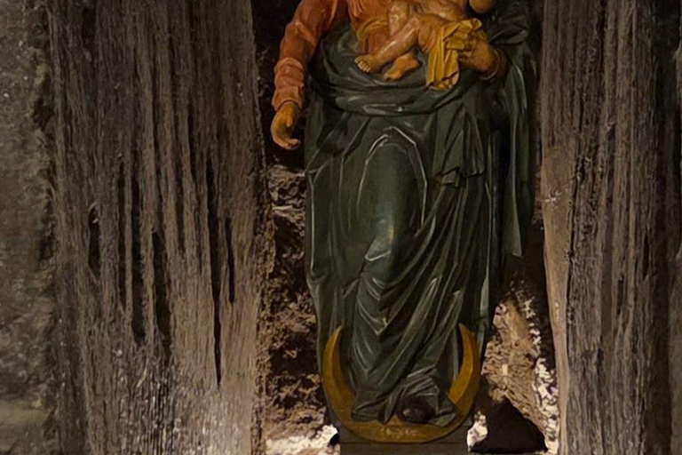 Krakow: Private City Tour & Wieliczka Salt Mine Visit Krakow: City Tour & Wieliczka Salt Mine Visit(Group)