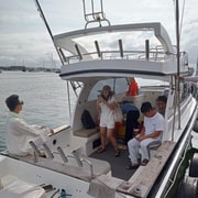 Bali: Private Yacht Cruise to Nusa Penida & Nusa Lembongan