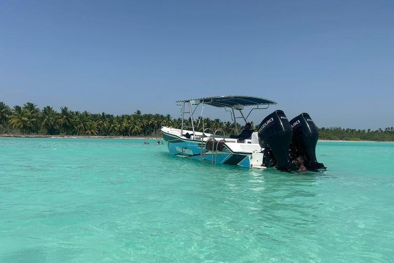 Punta Cana: Saona Island Tour with Lunch and Drinks