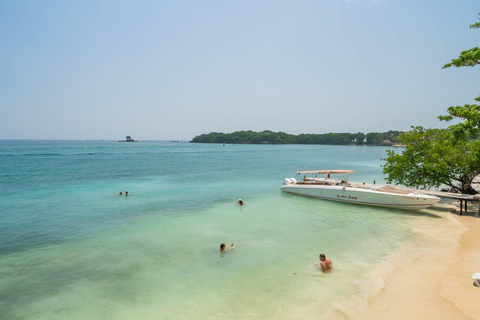 Cartagena: 3 Exclusive Destinations in the Rosario Islands