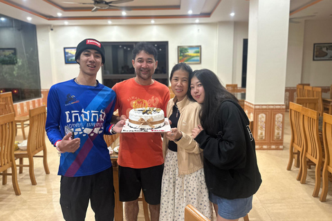 Cao Bang: 2-Day Family Experience With Local Guide 2-Day Family Experience By Car