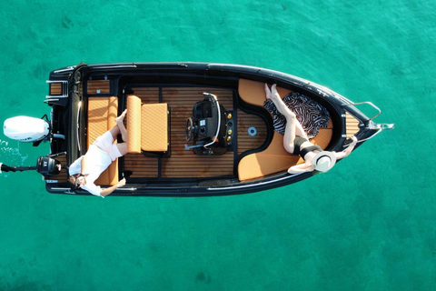 Santorini: Self-Drive Boat Rental without Boat License
