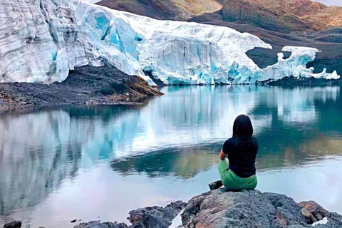 Huaraz: Nevado Pastoruri + Las Puyas Raymondi