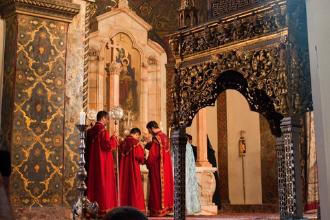 Private Day Trip to UNESCO Heritage: Etchmiadzin & Zvartnots