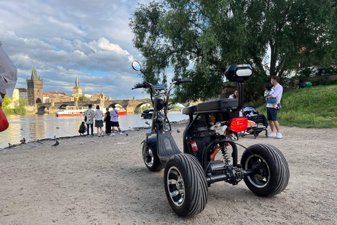 Prague: 2 hours FUN TRIKE tour in Prague with guide Prague: 2 hours FUN e-TRIKE tour with Guide