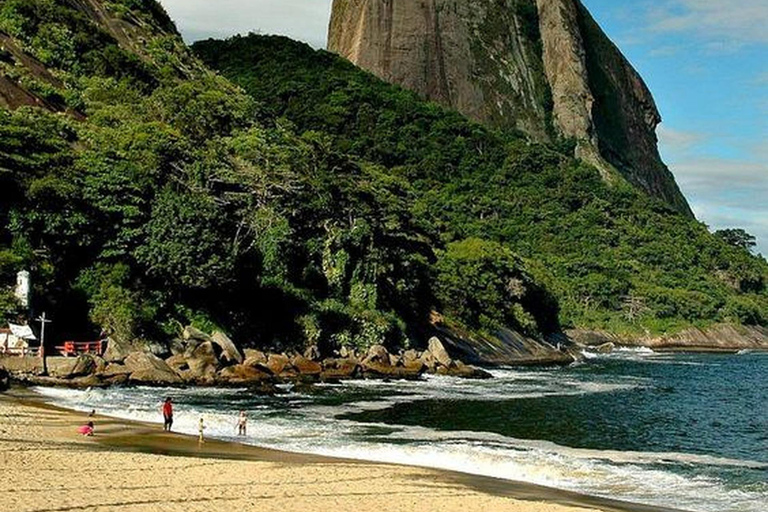 Rio de Janeiro: Private Guide and Car at Your Disposal