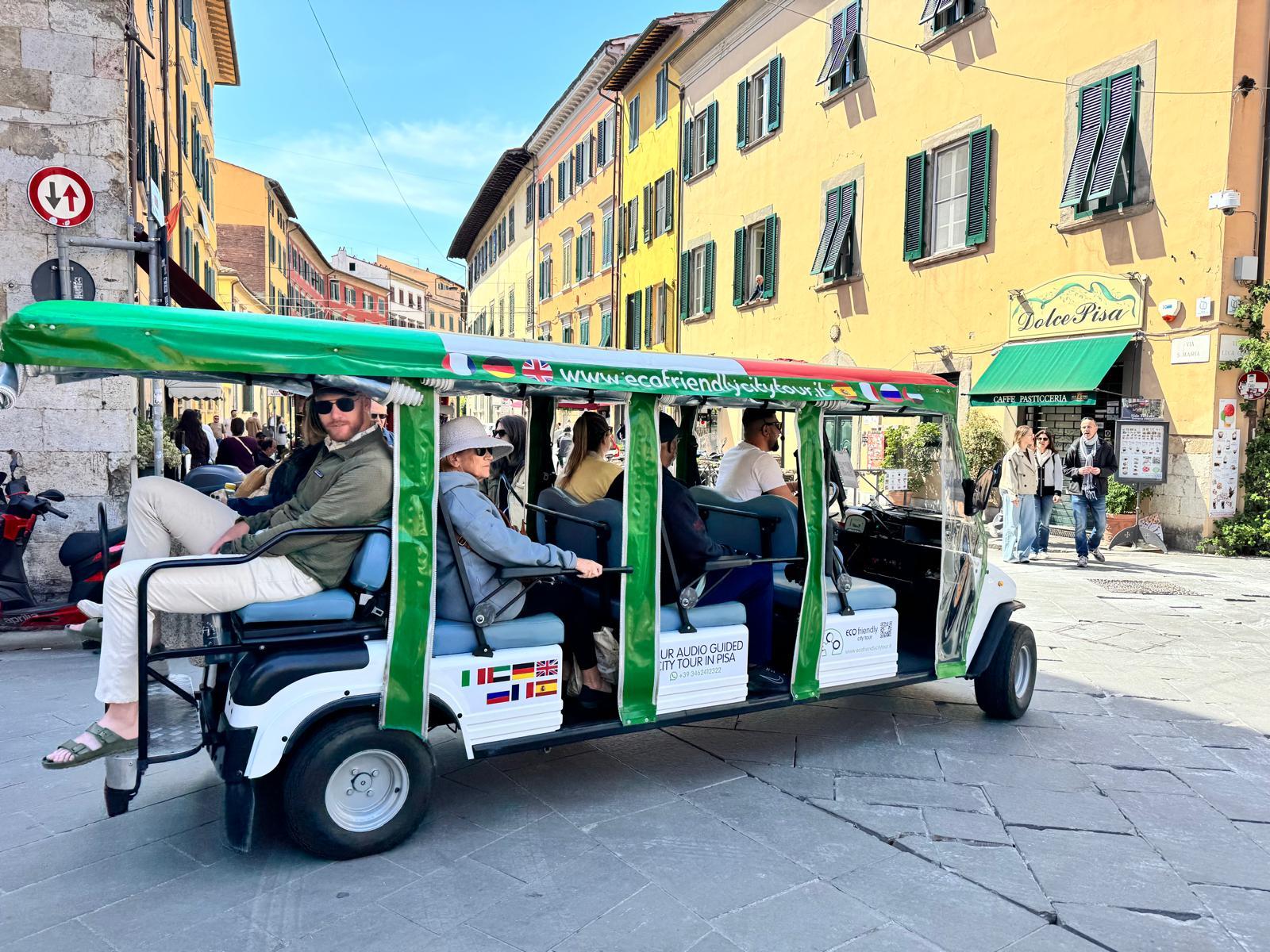 Pisa: Jenseits des Turms Golf Cart Tour (Rundfahrt)