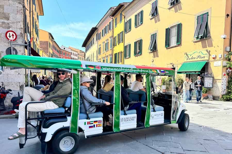 Pisa: Jenseits des Turms Golf Cart Tour (Rundfahrt). Foto: GetYourGuide Pisa: Jenseits des Turms Golf Cart Tour (Rundfahrt). Foto: GetYourGuide