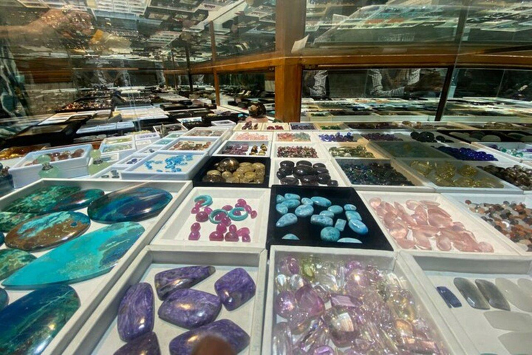 Exclusive Agra Leather & jewellery Boutique Tour Agra: Famous Leather Workshop Tour