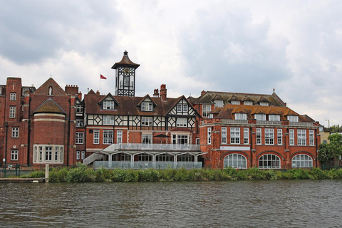 London: Richmond to Hampton Court River Thames Cruise Richmond to Hampton Court - Return