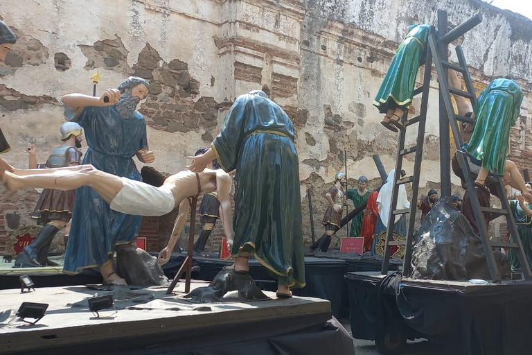 Explore Antigua with a guide and Altamira at your own pace Antigua Guatemala and Altamira: A Guided Day Walking Tour