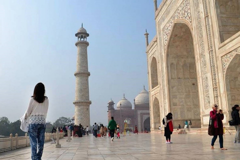 From Chennai: 2 Days Private Taj Mahal Tour