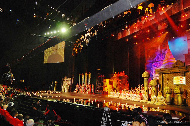 Phuket: Espectáculo Siam NiramitAsiento de plata (Espectáculo + Cena)