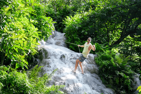 Chiang Mai: Private Sticky Waterfall & Buatong Cave