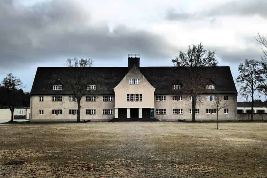 Berlin: Tagestour zur Gedenkstätte Ravensbrück mit dem Zug. Foto: GetYourGuide