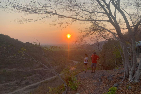 Battambang: Tuk-Tuk, Bat Cave Sunset & Bamboo Train