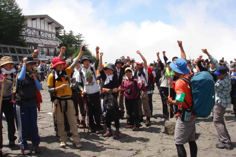 2-tägige Besteigung des Fuji mit 8. Station und englischsprachigem Guide. Foto: GetYourGuide