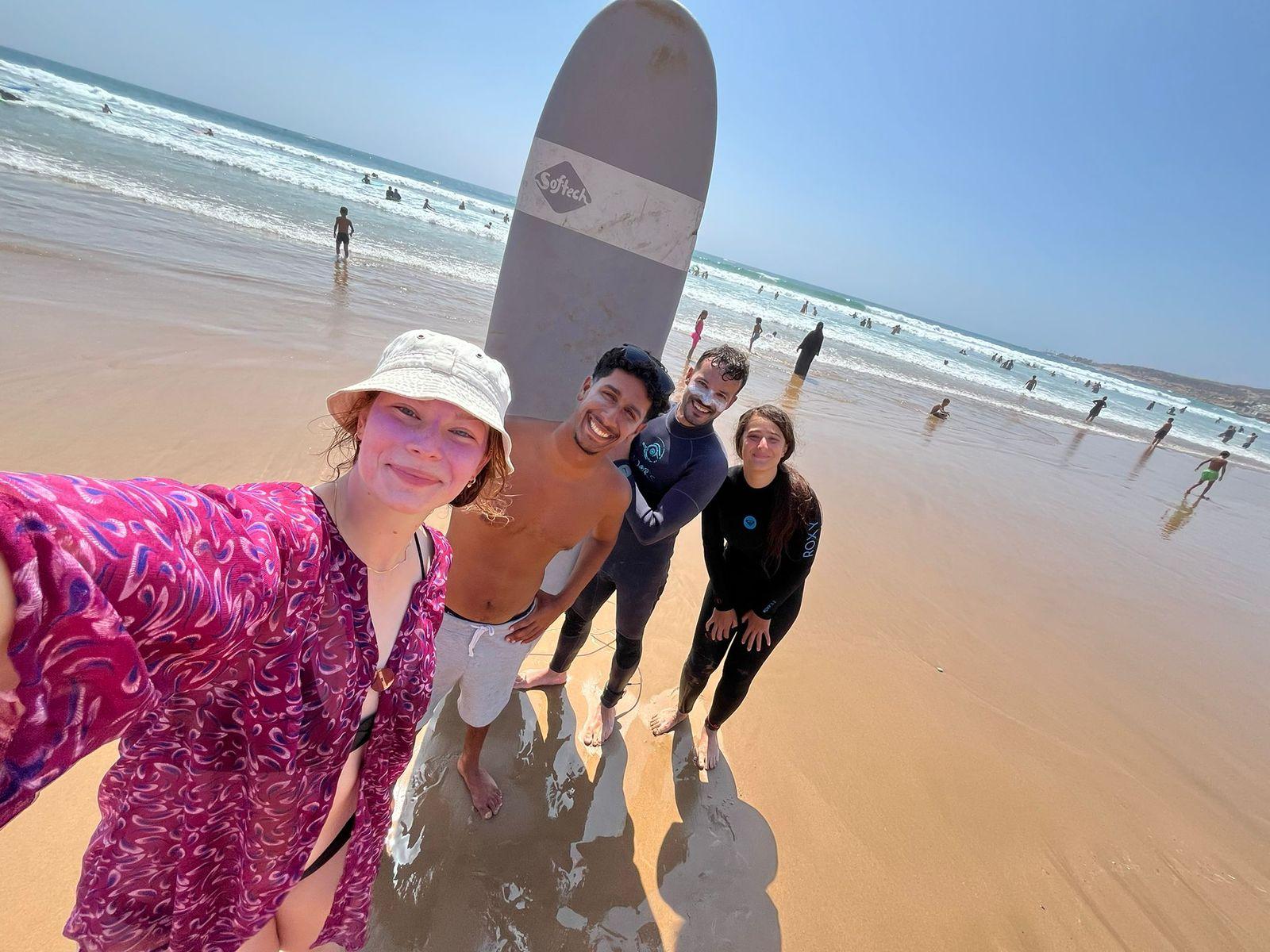 Taghazout : leçon de surf d'une demi-journée avec déjeuner et transfert - Photo 1
