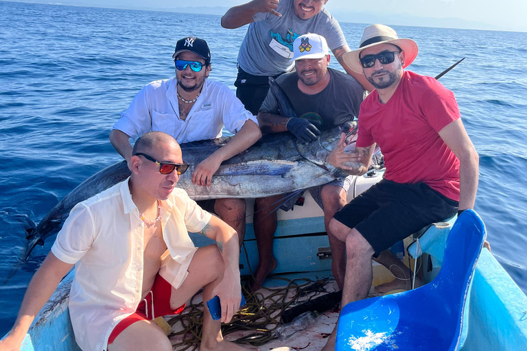 Puerto: Fishing Experience Marlin, Sailfish, Tuna or Dorado