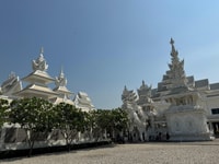Chiang Rai, Wonderful Temples & Major sites - Small group - Housity