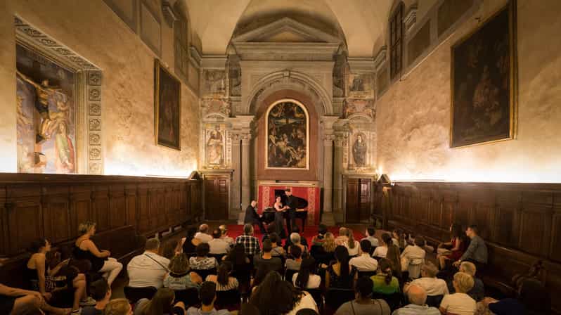 Florence: Dinner and Ticket for an Italian opera concert