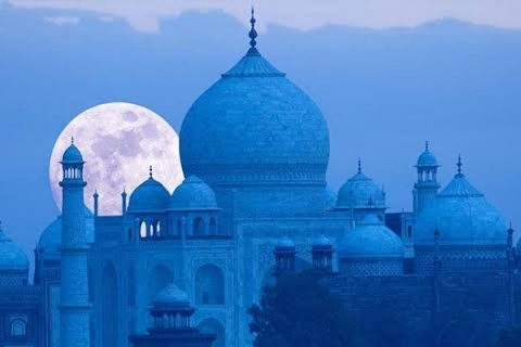 Agra: Taj Mahal tour with guide