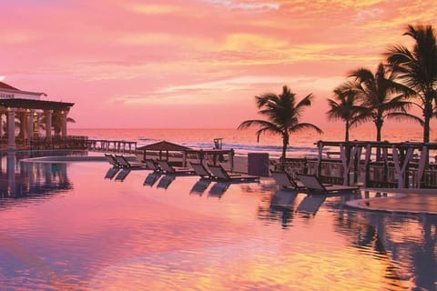 Private Transfer from Hyatt Zilara Cancun to CUN Airport